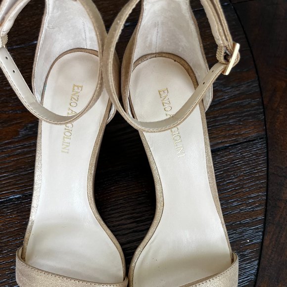 Enzo Angiolini Gold Shoes BRAND NEW, NEVER WORN! - Picture 10 of 13
